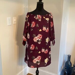 Ladies Mini Dress- Small